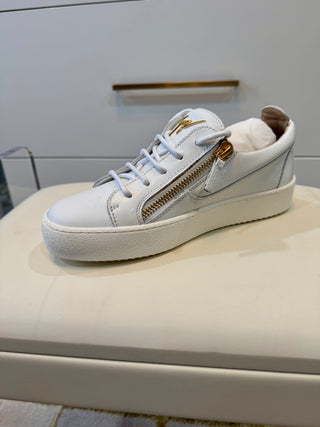 Gail White Leather Zip Sneakers Gold Hardware | EU 39
