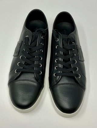 Logo Plaque Leather Low-Top Sneakers Black | US 9