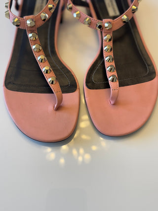 Studded T-Bar Nappa Leather Thong Sandals Rose Ballerine | EU 36.5