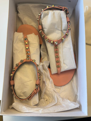 Studded T-Bar Nappa Leather Thong Sandals Rose Ballerine | EU 36.5
