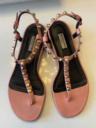 Studded T-Bar Nappa Leather Thong Sandals Rose Ballerine | EU 36.5
